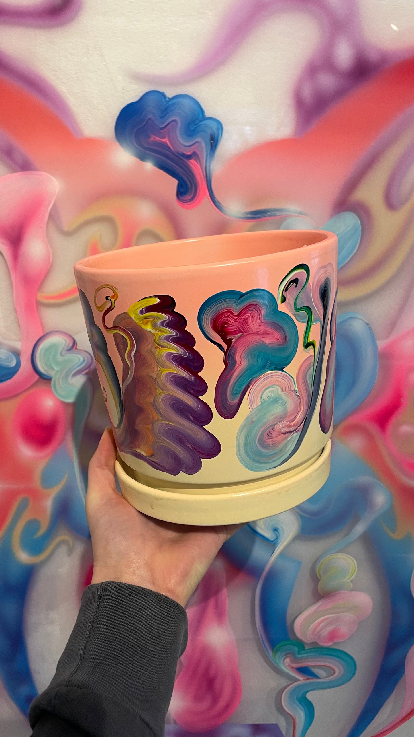 Handpainted Pot 16cm