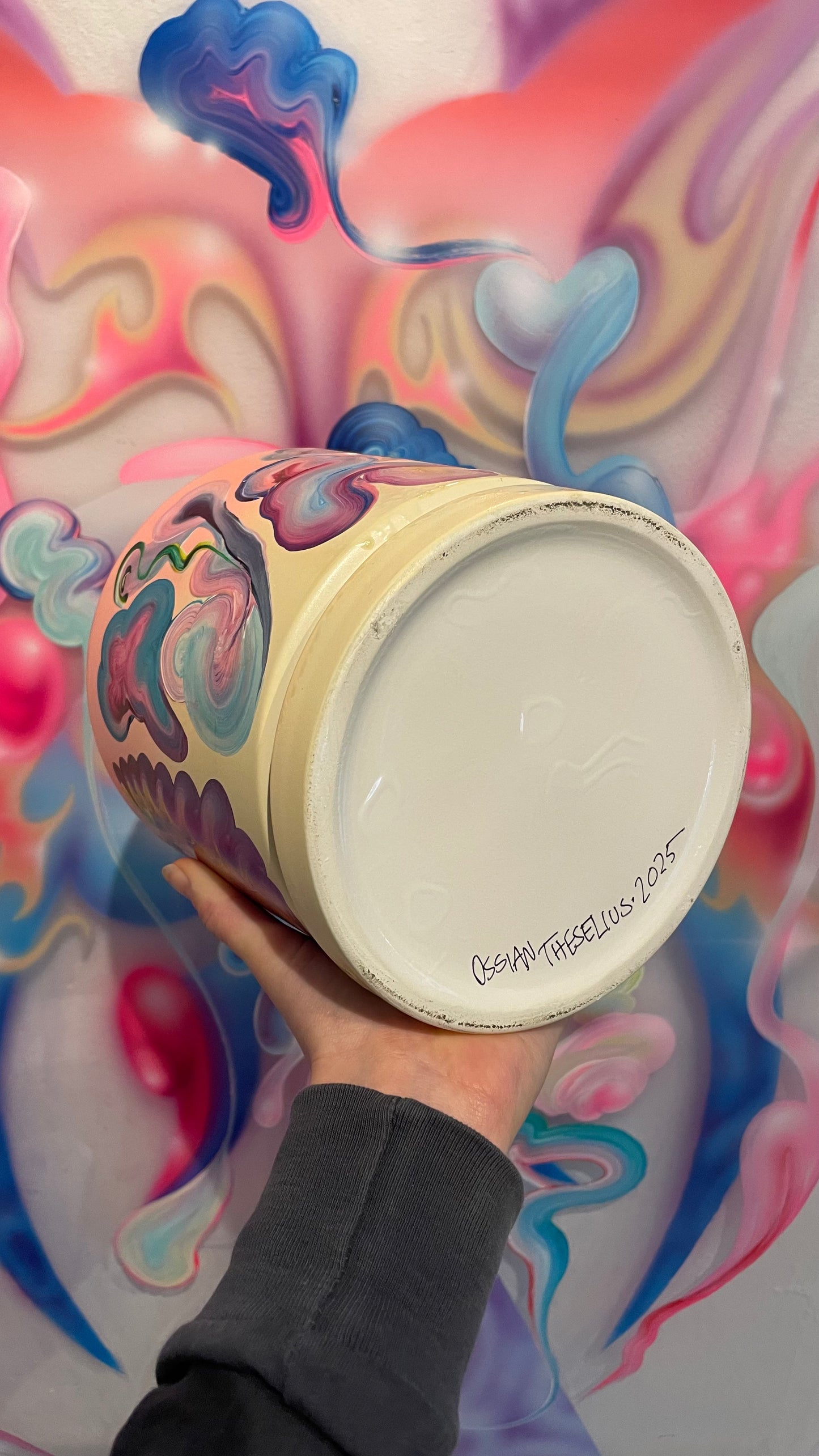 Handpainted Pot 16cm