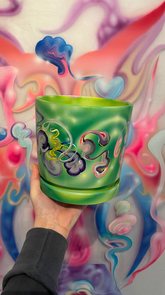 Handpainted Pot 16cm