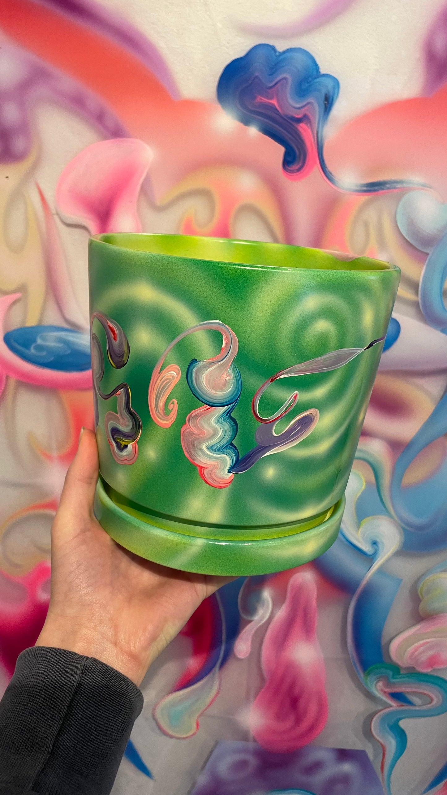 Handpainted Pot 16cm