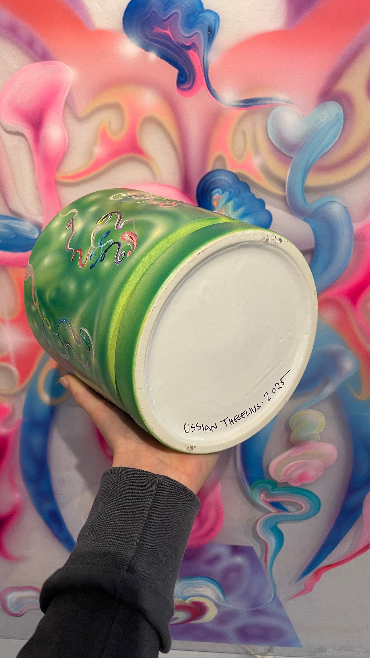 Handpainted Pot 16cm