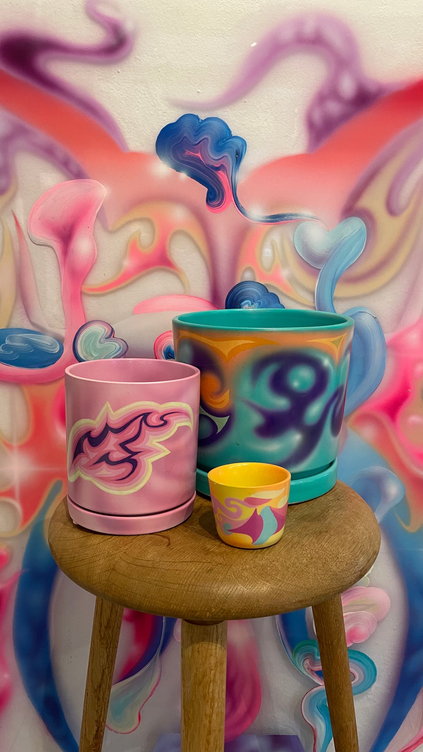 Handpainted Pot 16cm