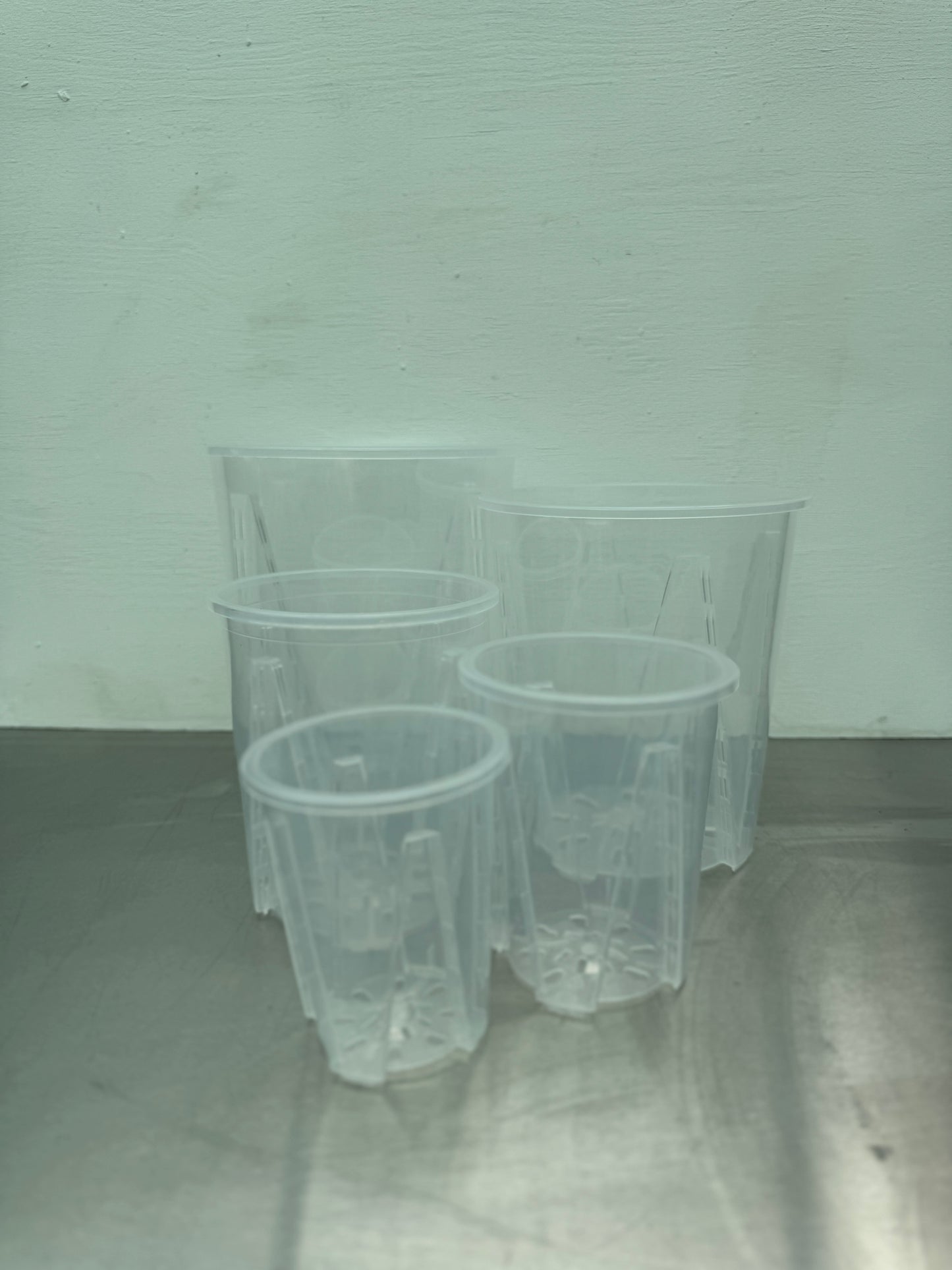Large Transparent round planter pot – 14 cm