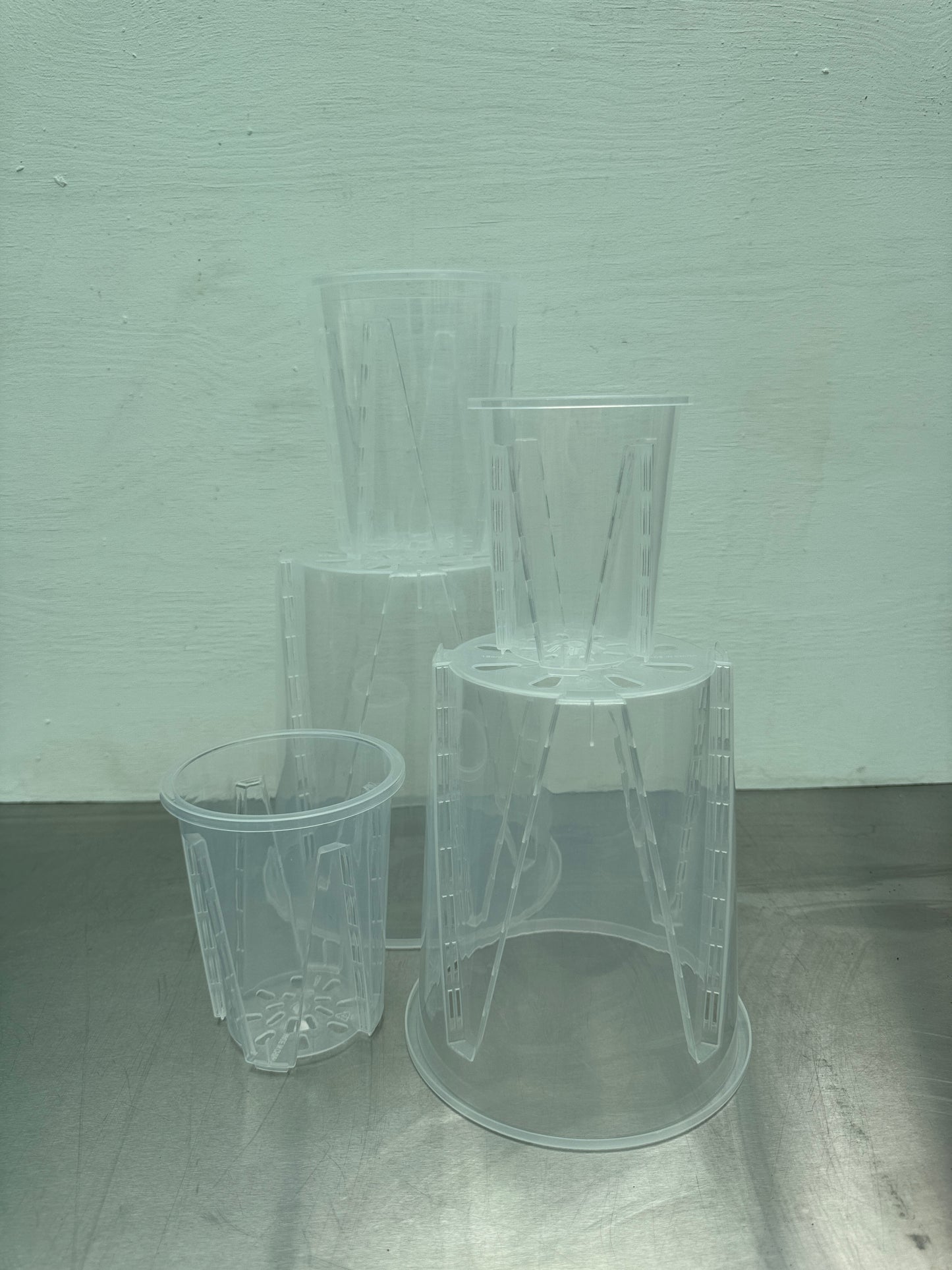 Large Transparent round planter pot – 14 cm